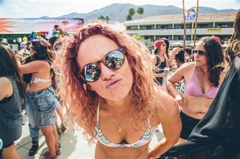 The Most Amazing Photos From Lesbian Spring Break Scoopnest Com