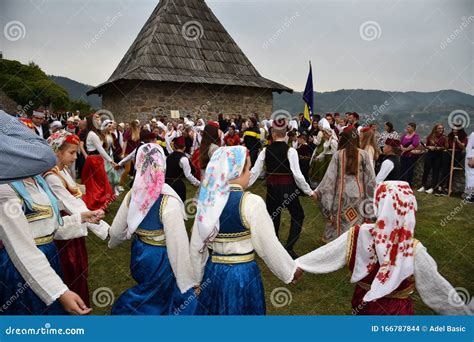 Traditional Bosnian Folk Dance Editorial Stock Image Image Of History 22th 166787844