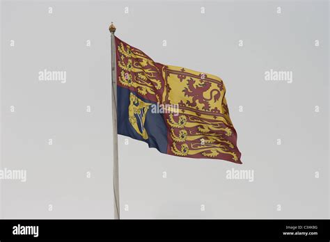 Royal Standard Flag Hi Res Stock Photography And Images Alamy