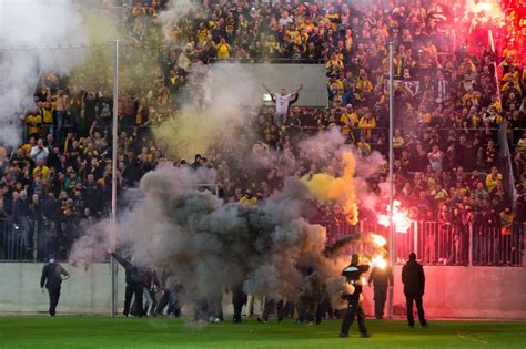 Sg dynamo dresden, dresden, germany. Dynamo Dresden: Fans randalieren nach dem Aufstieg - DER ...