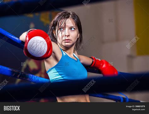 Girl Boxer Boxing Ring Image And Photo Free Trial Bigstock