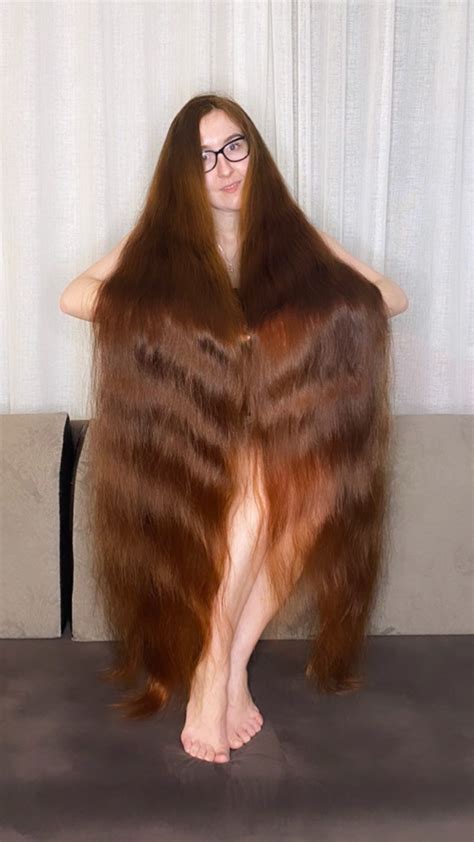 Pin By Thanh Hung Mai On Long Hair Sexy Long Hair Long Red Hair Long Hair Pictures
