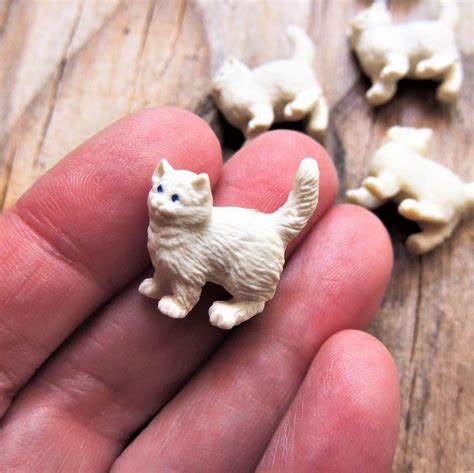 Micro Miniature Cat Mini White Cat Farm Animal Figure Etsy Cat Farm