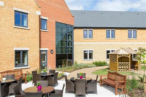 Care Homes In Worcestershire Sanctuary Care
