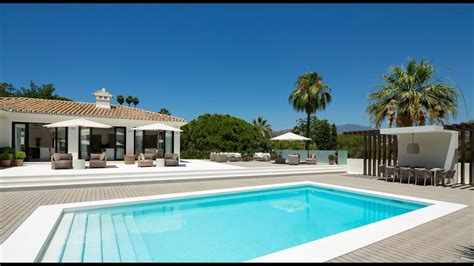 Moderne Luxusvilla Bungalow Stil Nueva Andalucía Golf Las Brisas