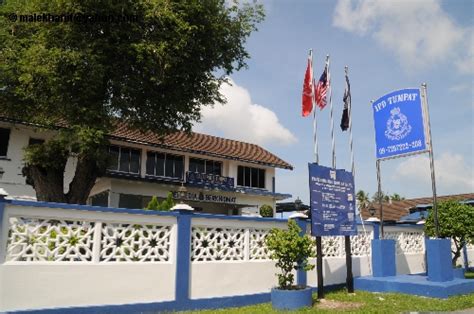 Address 53100 kuala lumpur, malaisie. Balai Polis Tumpat - Wikipedia Bahasa Melayu, ensiklopedia ...