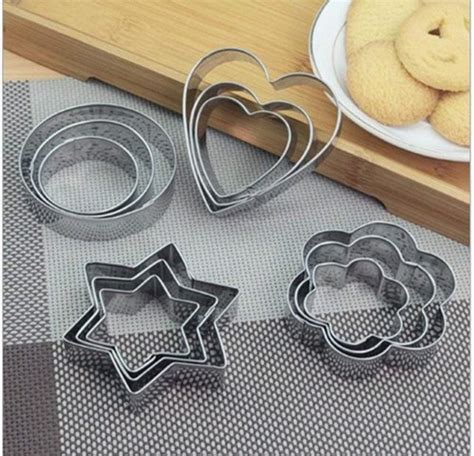 Silver 12 Pieces Stainless Steel Cookie Cutter Set For Kitchen Rs 50