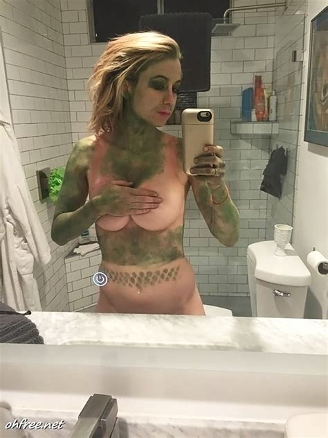 Iliza Shlesinger Nude Leaked Photos Private Porn Video Kartrashian