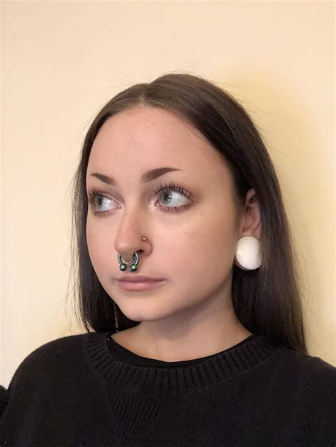 1 Inch Ears And Roughly 8g Septum Hoping To Get Close To 2 Inches If