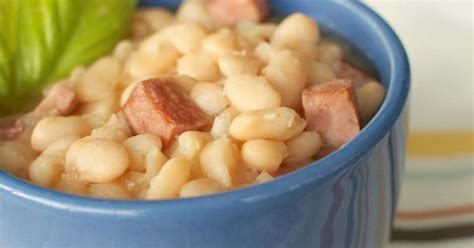 With less fat than pork or beef kielbasa, slices of turkey kielbasa add a smoky flavor to each spoonful. 10 Best Great Northern Bean Soup with Ham Recipes
