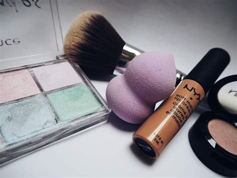 Cara Mencuci Span Makeup Dengan Mudah