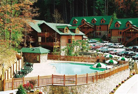Heated Outdoor Pool Smoky Mountain Resorts Mountain Getaway Mountain