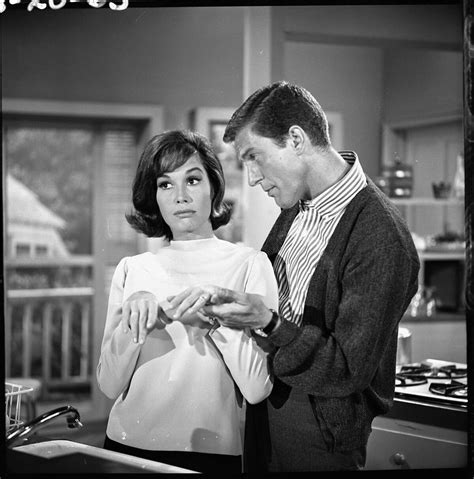 Behind The Scenes Of The Dick Van Dyke Show With Mary Tyler Moore