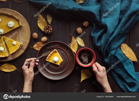 Woman Eating Pumpkin Tart — Stock Photo © Vadimvasenin 165355486
