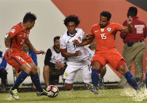 La selección argentina reanuda su camino rumbo al mundial de qatar 2022. Em jogo interrompido por temporal, Chile bate a Colômbia e ...