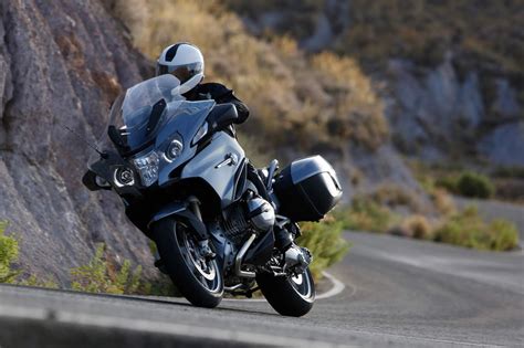 The big multis on the jett tuning dyno, the 2014 r 1200 rt cranked out an impressive 114.6 horsepower at 7,900 rpm at the rear wheel, 15 more than. Actu Moto | Challenge One Agen - NOUVELLE BMW R 1200 RT ...