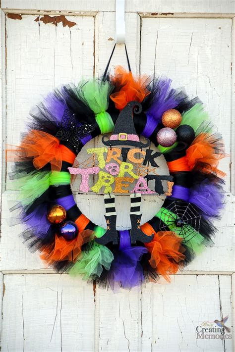 Halloween Wreath Diy Ideas That Are Beyond Easy To Do