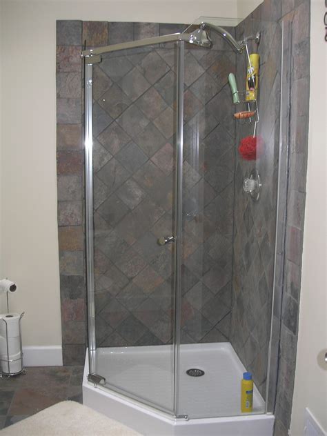 Pin By Dora Percoskie On Kennys Kabin Bathroom Small Shower Remodel