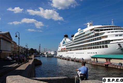 Ferry To St Petersburg Best Cruise Ships And Routes To Russia