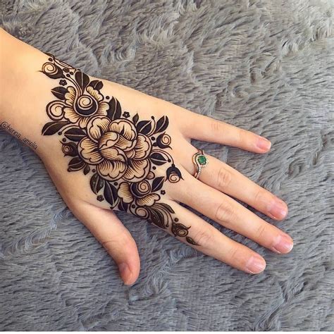 40 Latest Mehndi Designs To Try In 2019 Bling Sparkle