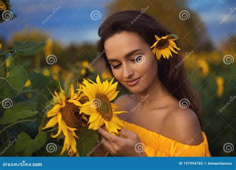 Romantic Summer Portrait Of A Young Beautiful Girl With Sunflowers Stock Image Image Of Blue