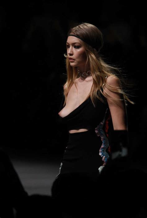Gigi Hadid Nip Tit Slip On The Runway At Versace Fashion Show In Milan