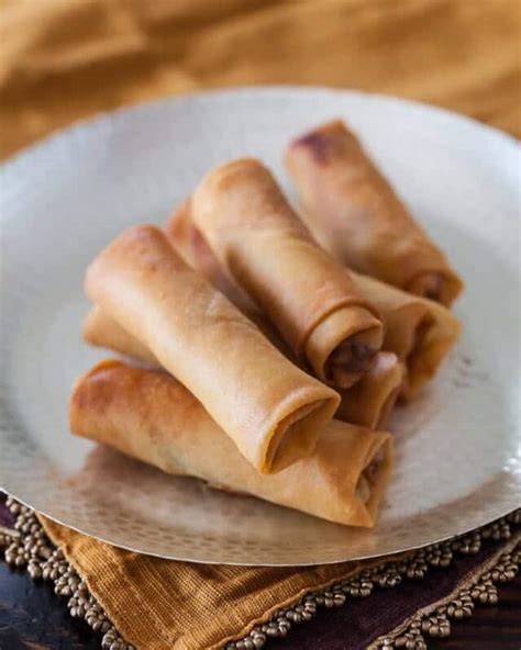 Use this homemade spring roll recipe to make the cantonese version of spring rolls that you know and love from dim sum restaurants! Chinese Spring Rolls with Chicken Recipe | Steamy Kitchen