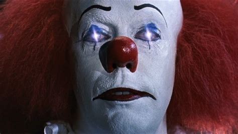 Pennywise Gets A Wardrobe Upgrade In The It Reboot And The Clown Is
