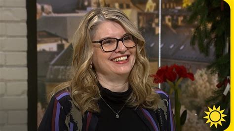 Sveriges Romancedrottning Simona Ahrnstedt Om Att Skriva Om Sex Och Kärlek