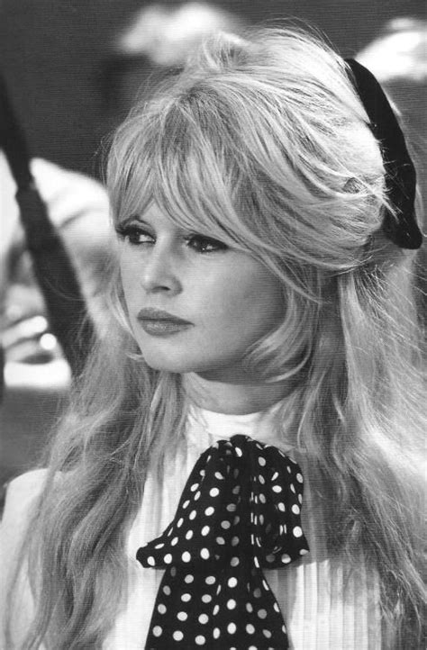 Brigitte Bardot During The Filming Of Viva Maria S Hairstyles Hairstyles With Bangs