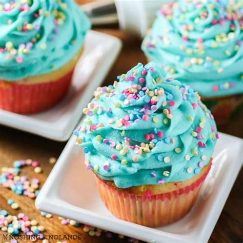 Happy Birthday Cupcakes Happy Birthday Cupcakes Moist Vanilla Cupcakes Desserts