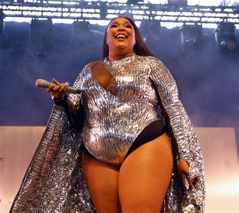 Lizzo Cuz I Love You Review She S The Whole Damn Meal