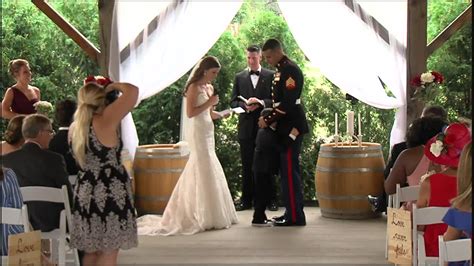Video Marine S Babe Babe Cries During Stepmom S Wedding Speech