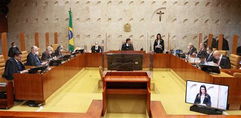O Globo diz que STF faz ativismo político e invade competências