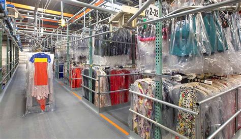 Warehouse Clothing Racks And Their Uses Interlake Mecalux