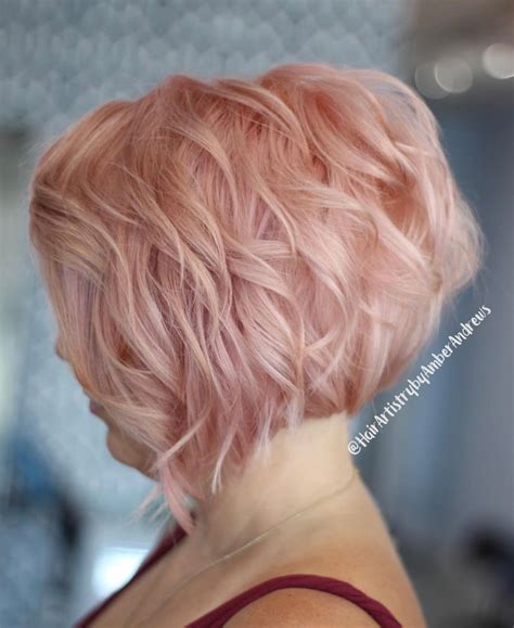 The pink hairstyles are extremely popular in. Pink bob Rose gold bob Wavy bob Fashion hair | Wavy bob ...