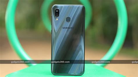 Features 6.4″ display, exynos 7904 chipset, 4000 mah battery, 64 gb samsung galaxy a30. Samsung Galaxy A30 Review | NDTV Gadgets 360