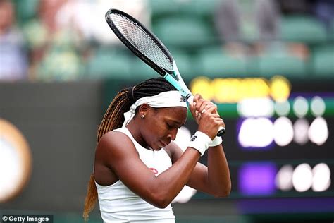 Coco Gauff Crashes Out Of Wimbledon In First Round After Defeat By Sofia Kenin Daily Mail Online