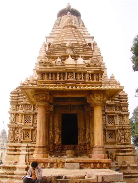 Parsvanath Temple Is The Finest Khajuraho Jain Temple