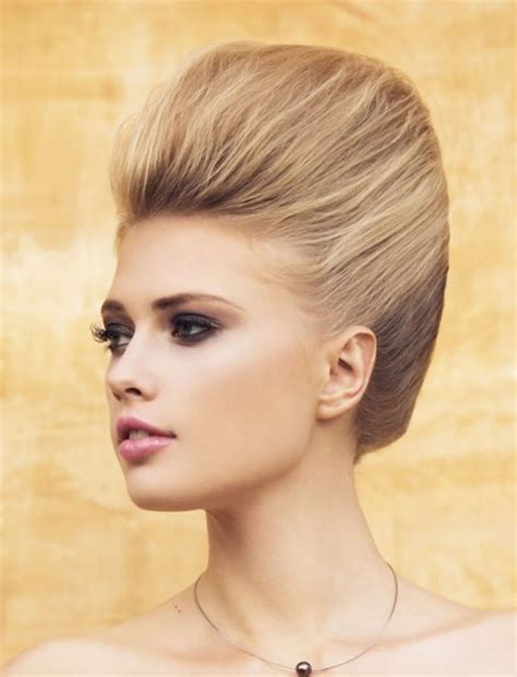 22 best updo hairstyles for round faces hairstyle catalog