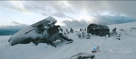 The Grey Movie Trailer Plane Crash Wolves And Agony In This
