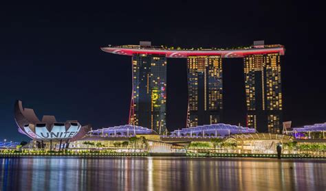 Beyond popular tourist attractions like marina bay sands and gardens by the bay, one neighbourhood that travellers love to visit in singapore is bugis. Covid-19: Marina Bay Sands goes dark - Mothership.SG ...