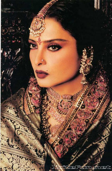 Rekha A Legend Bollywood Acteress Wazzubview Blog