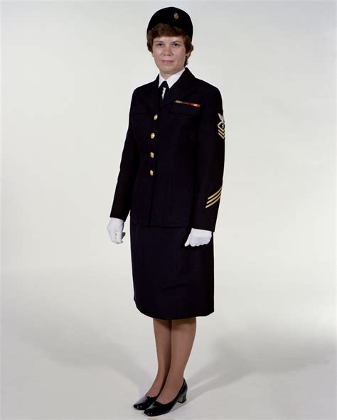 Uniform Service Dress Blue A Female Navy Chief Petty Officers Us