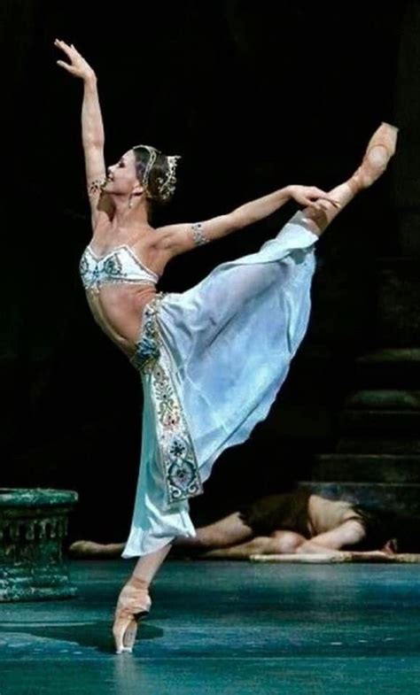 Evgenia Obraztsova Bolshoi Ballet as Nikiya in La Bayadère Ballet