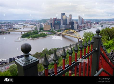 Duquesne Incline In Pittsburgh Pa Stock Photo 69899619 Alamy