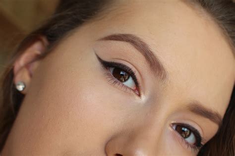 Indepth Winged Eyeliner Video Tutorial Alannah Harrigan