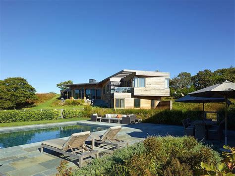 Hillside Delight Contemporary Farm House Takes Shape On Marthas Vineyard