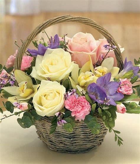 Brighten up your mom's day with the amazing mother's day flower gift ideas at giftblooms. Lovely and Beautiful Mothers Day Flower Arrangements Ideas ...