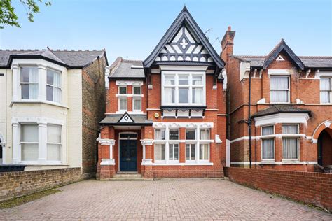4 Bedroom Detached House For Sale In Gordon Road Ealing London W5